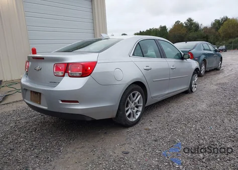 2015 Chevrolet Malibu 1Lt из США, поврежденный, VIN 1G11C5SL2FU153277